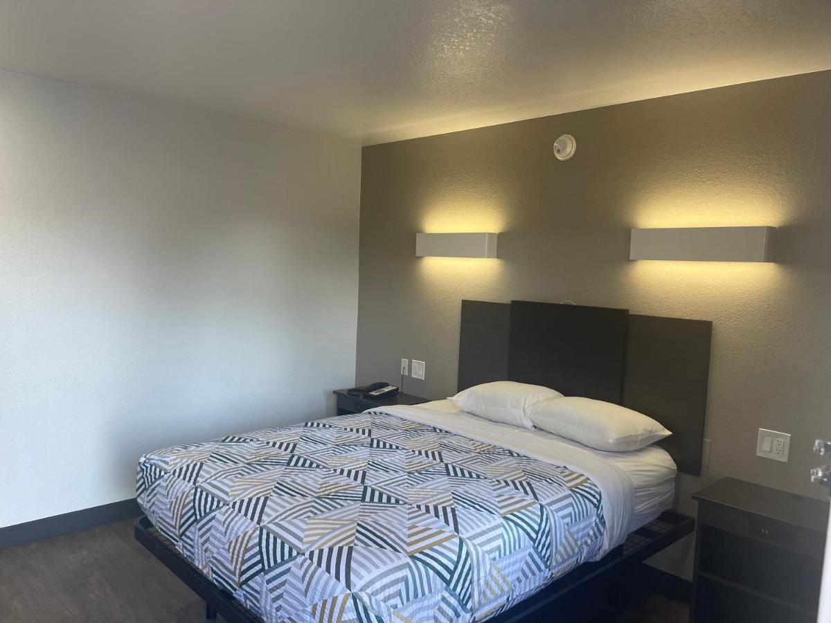 Motel 6 Denton, Tx - Unt Exteriér fotografie
