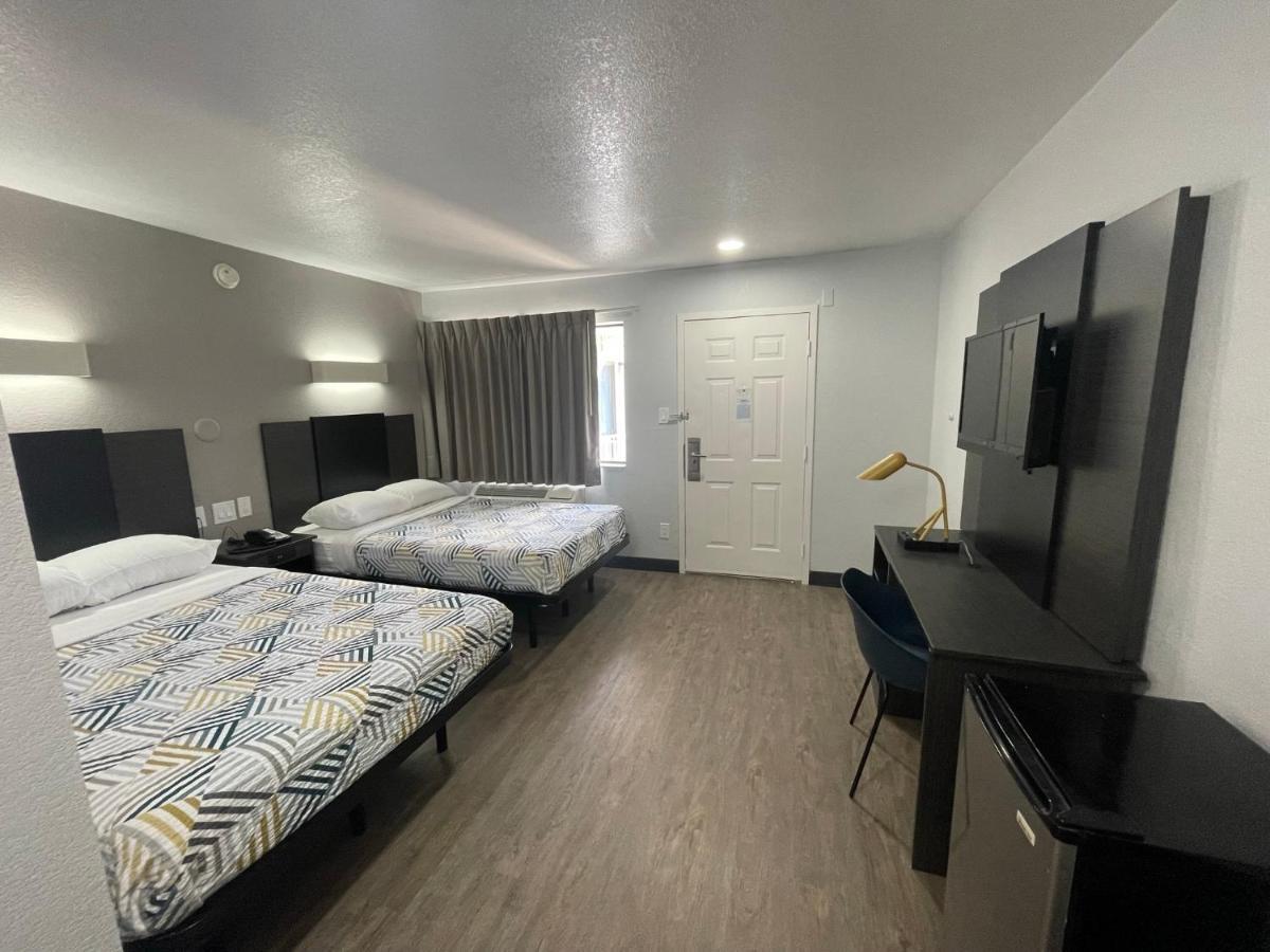 Motel 6 Denton, Tx - Unt Exteriér fotografie