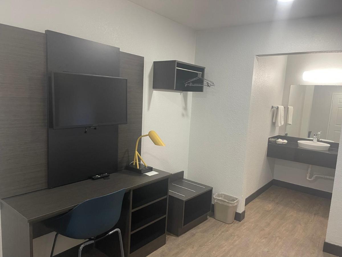 Motel 6 Denton, Tx - Unt Exteriér fotografie
