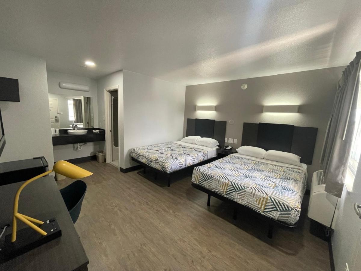 Motel 6 Denton, Tx - Unt Exteriér fotografie