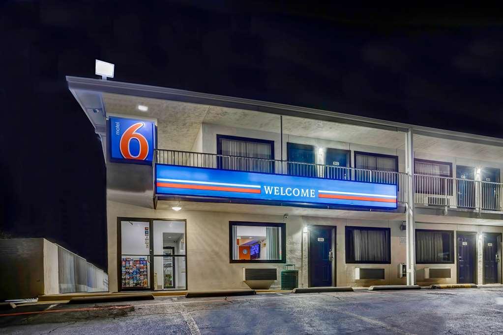 Motel 6 Denton, Tx - Unt Exteriér fotografie